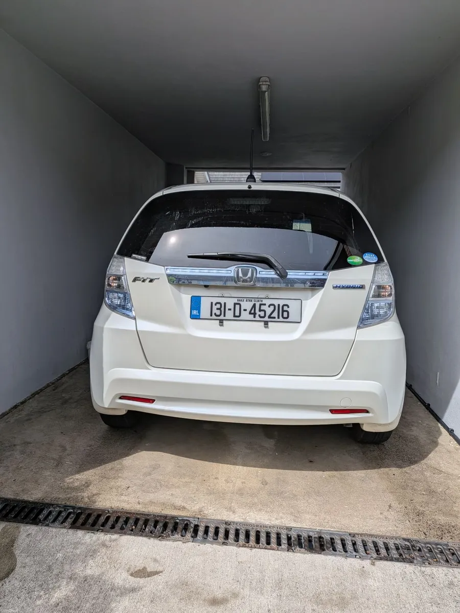 2013 Honda Fit Low Mileage Auto, Hybrid 36k miles - Image 3
