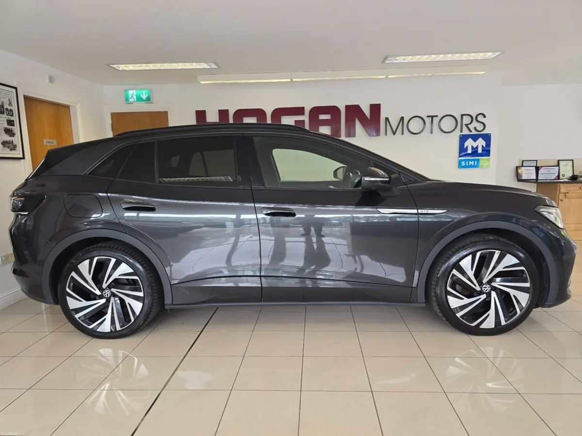 Volkswagen ID.4 GTX 220 KW GTX MAX 77KWH 299HP 5DR - Image 3