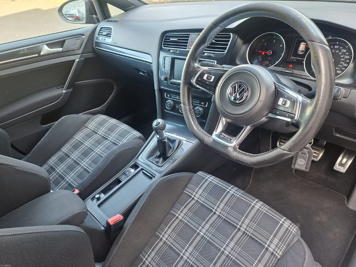 Volkswagen Golf 2014 - Image 6