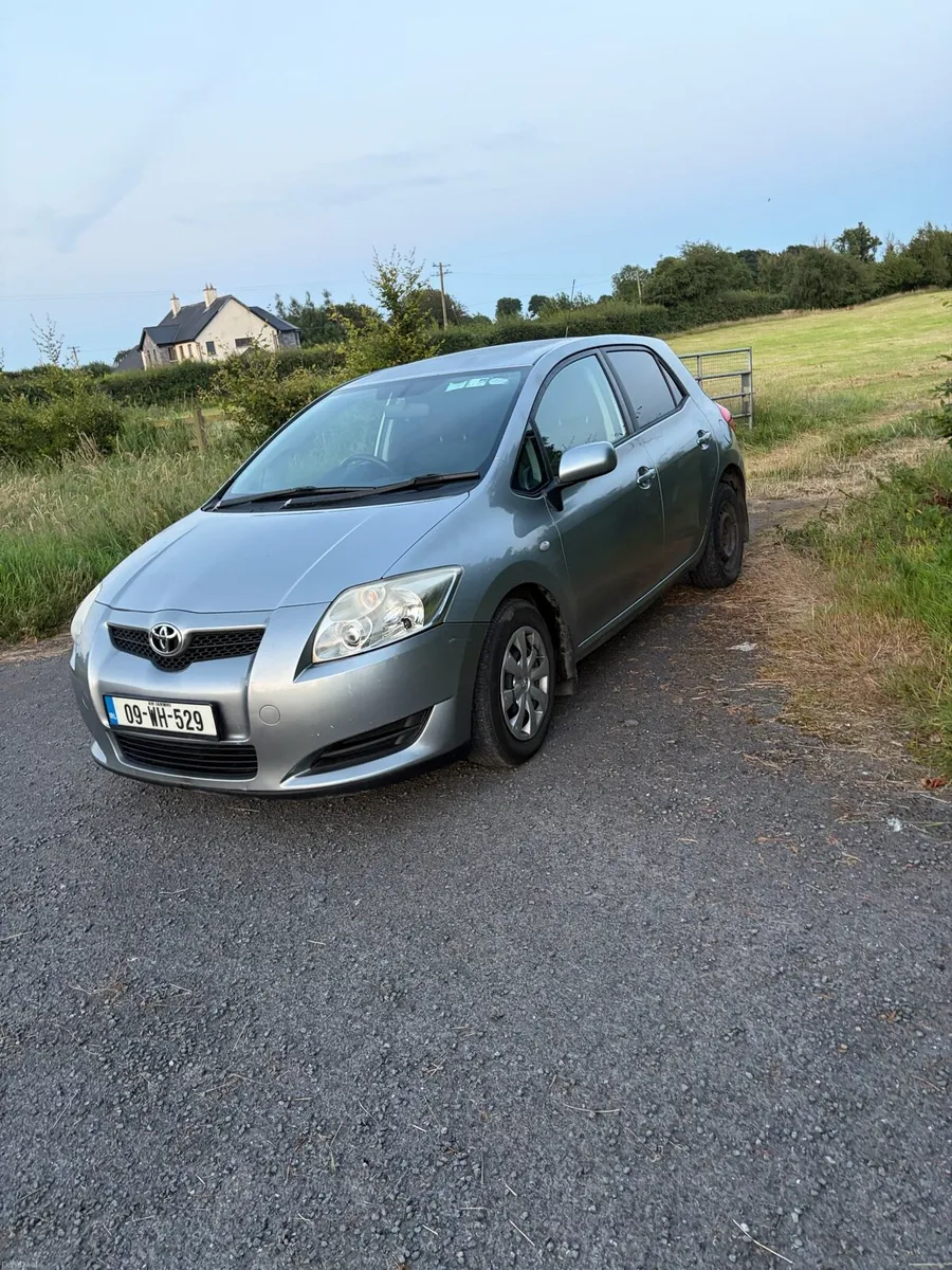 Toyota auris - Image 4