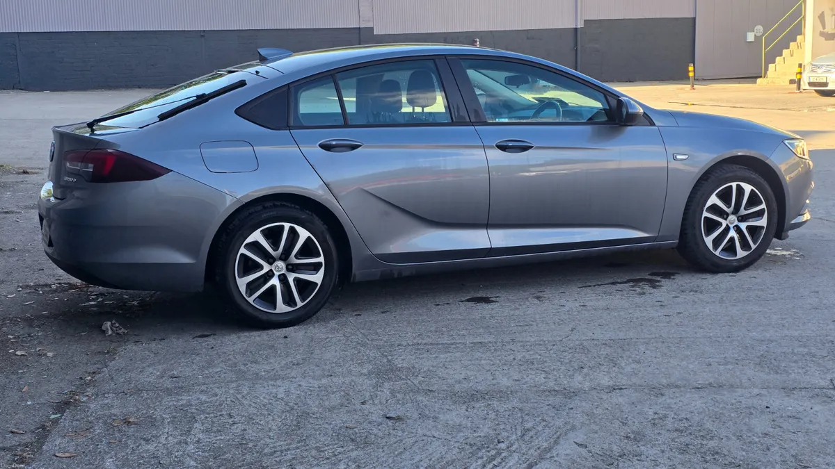 2017 Opel Insignia 1.6 Cdti NEW MODEL - Image 5