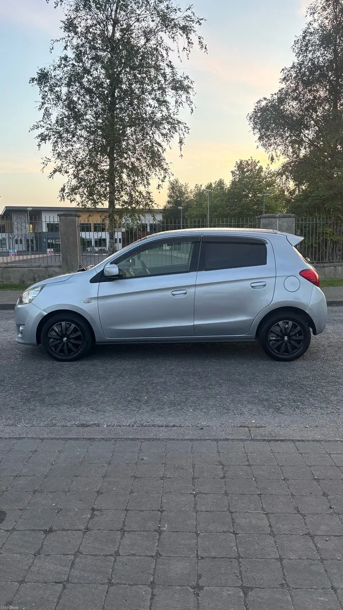 Mitsubishi Mirage 1.0P 2012 AUTOMATIC - Image 4