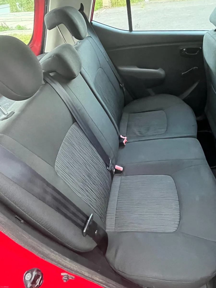 Hyundai i10 - Image 6