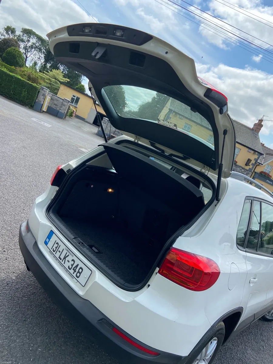 131 Volkswagen Tiguan - Image 5