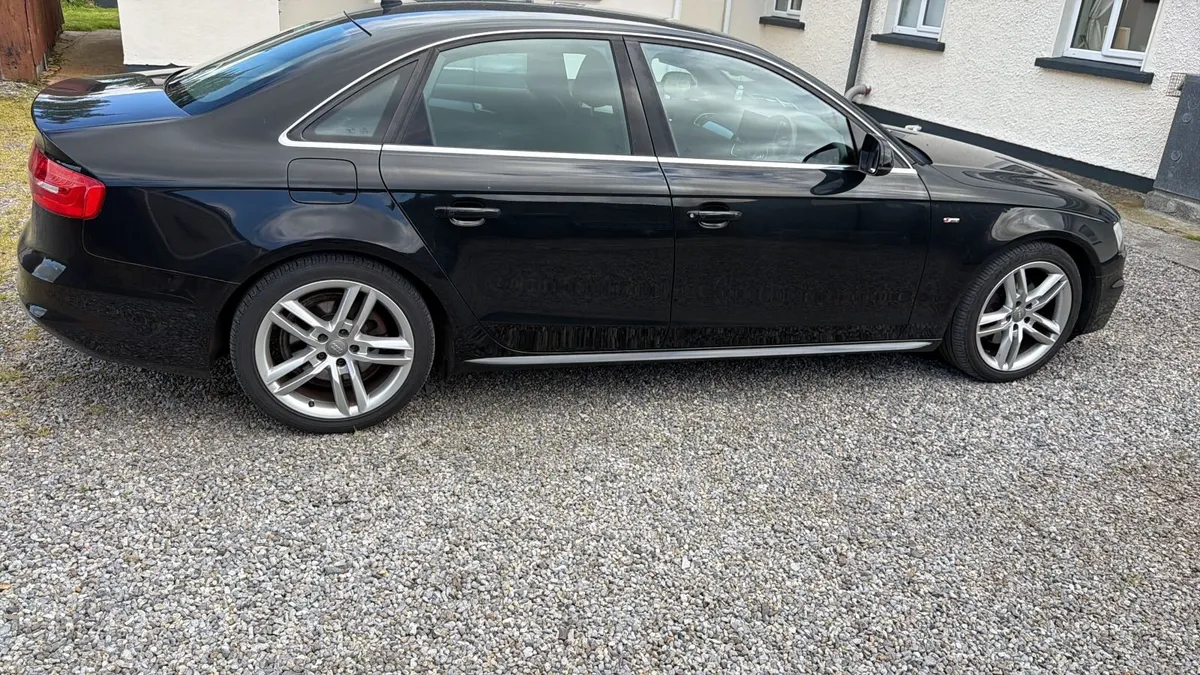 Audi A4 2014 S-line - Image 1