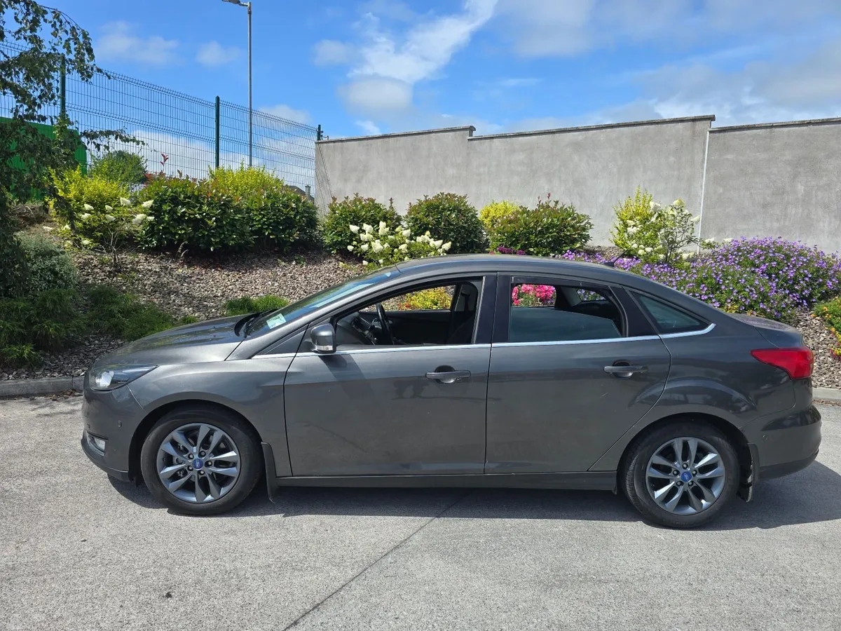 Ford Focus 2016 - Image 2