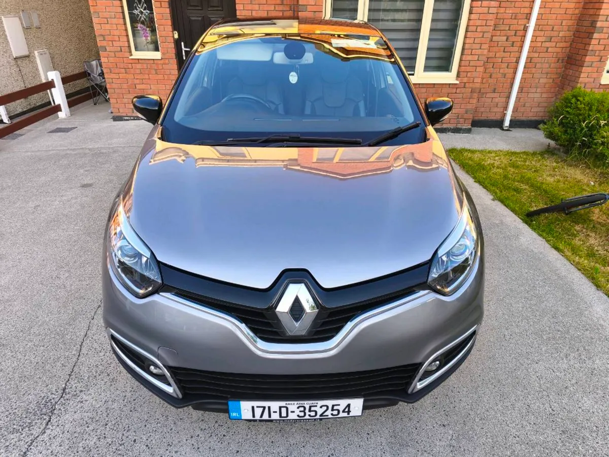 171 Renault Captur Low Miles-High Spec - Image 2