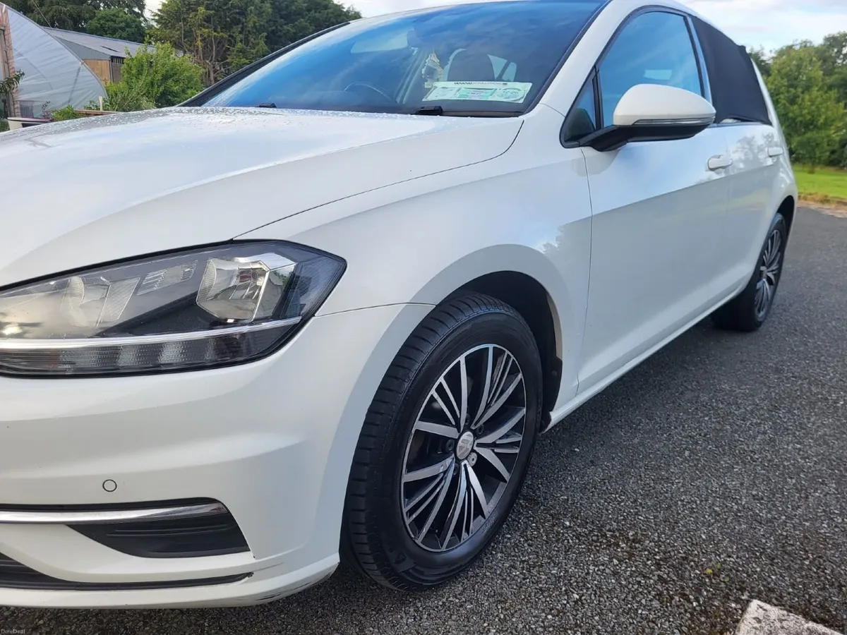 Volkswagen Golf 2017 - Image 2