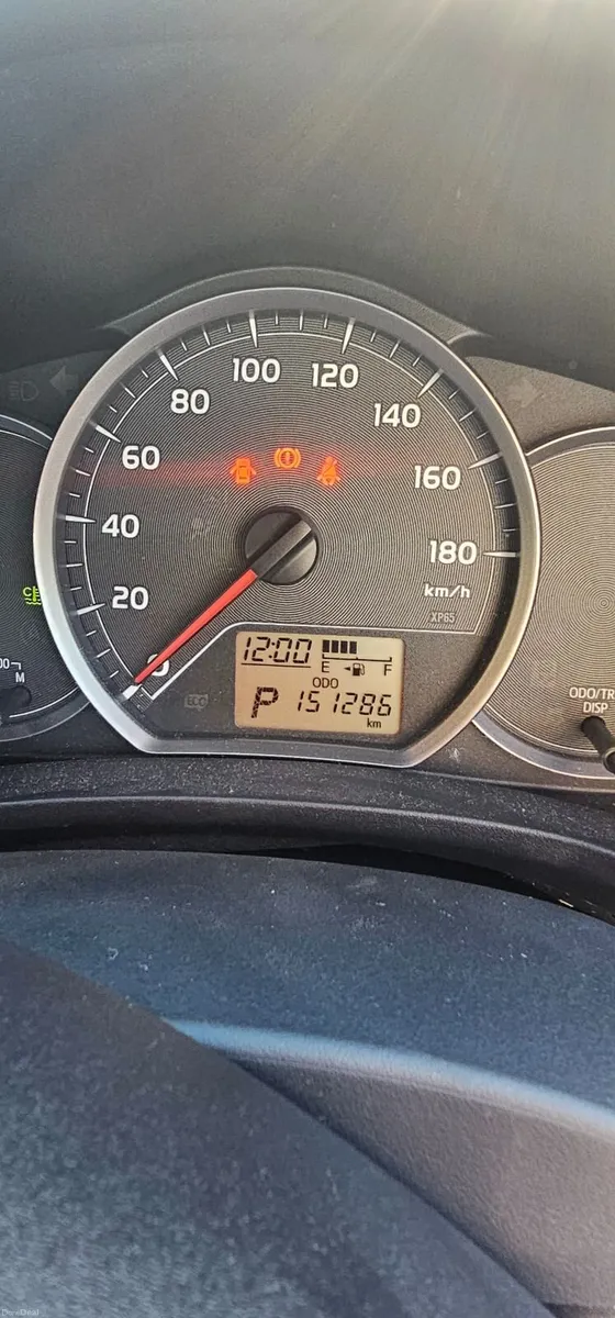 Toyota Vitz 2012 - Image 3