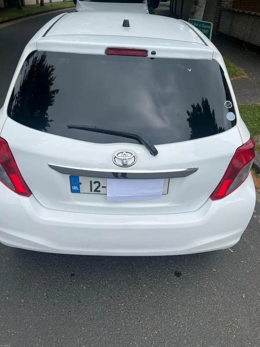 Toyota Vitz 2012 - Image 6