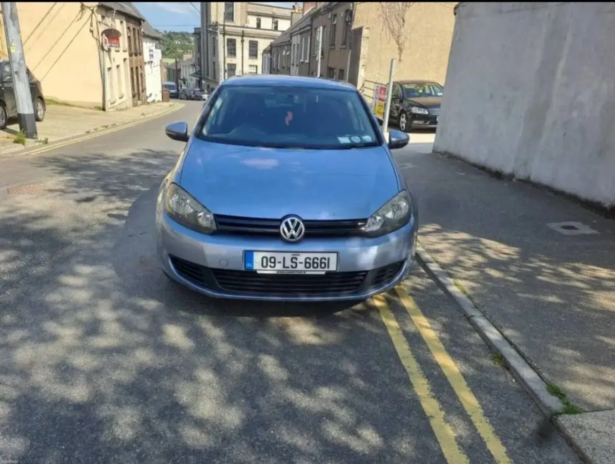 Volkswagen Golf 2009 1.6 tdi test and tax - Image 3