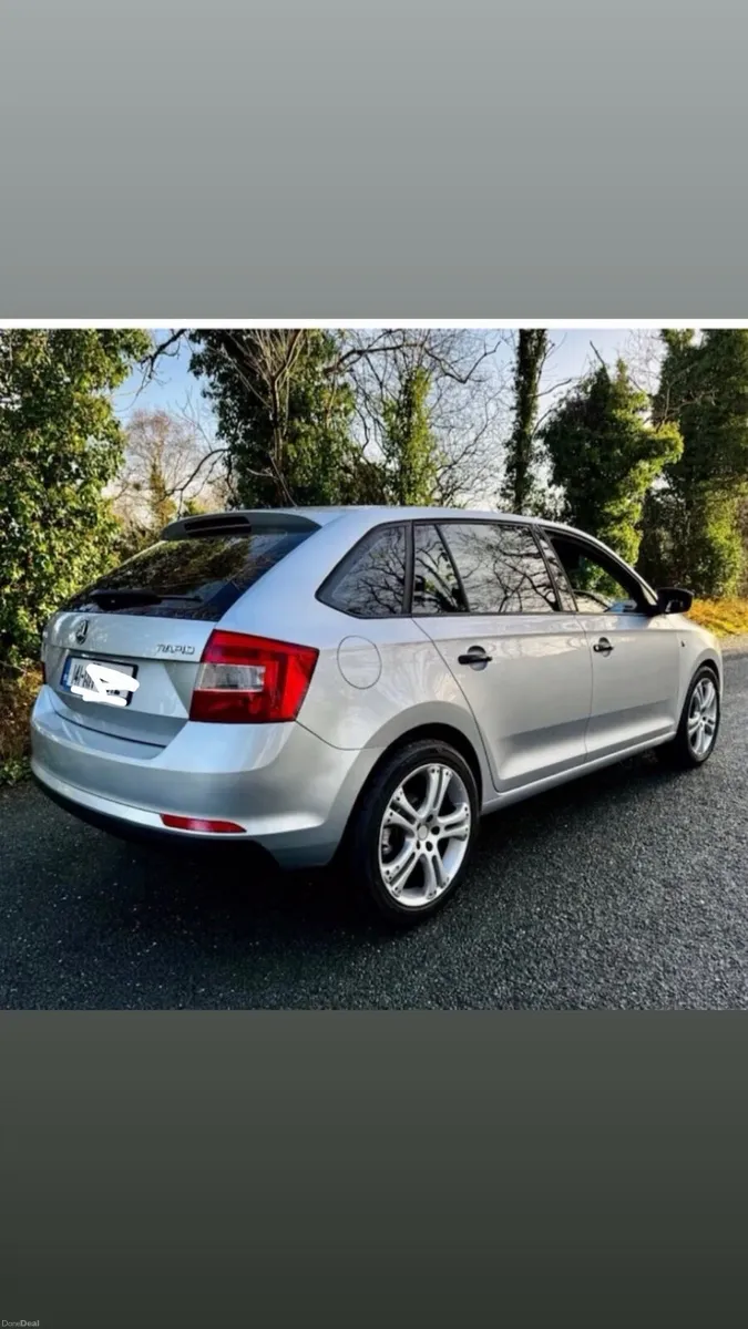 Skoda Rapid 2014 - Image 2