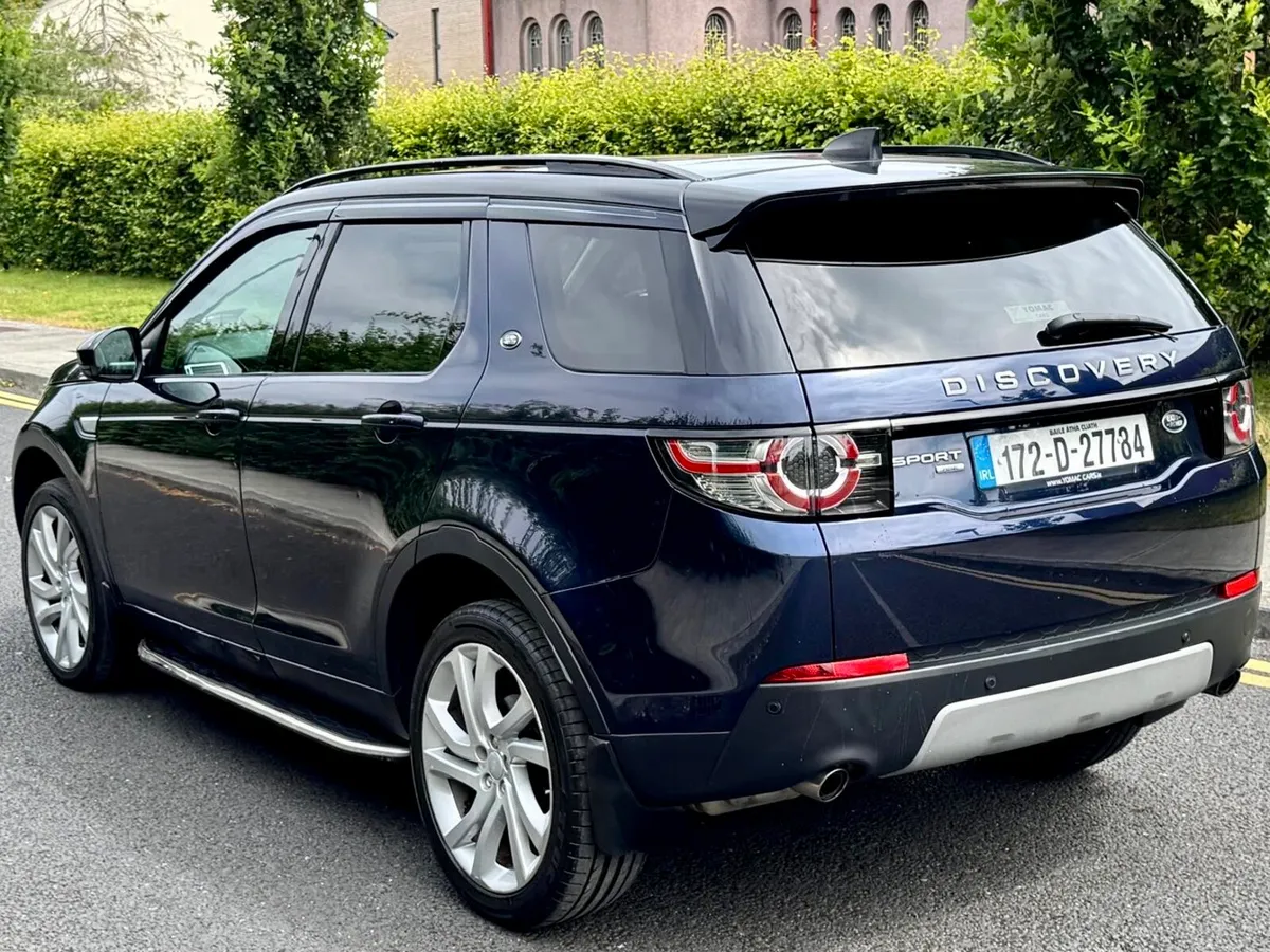 Land Rover Discovery 7 Seater Automatic - Image 4