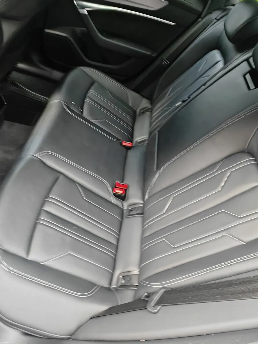 Car - Image 4