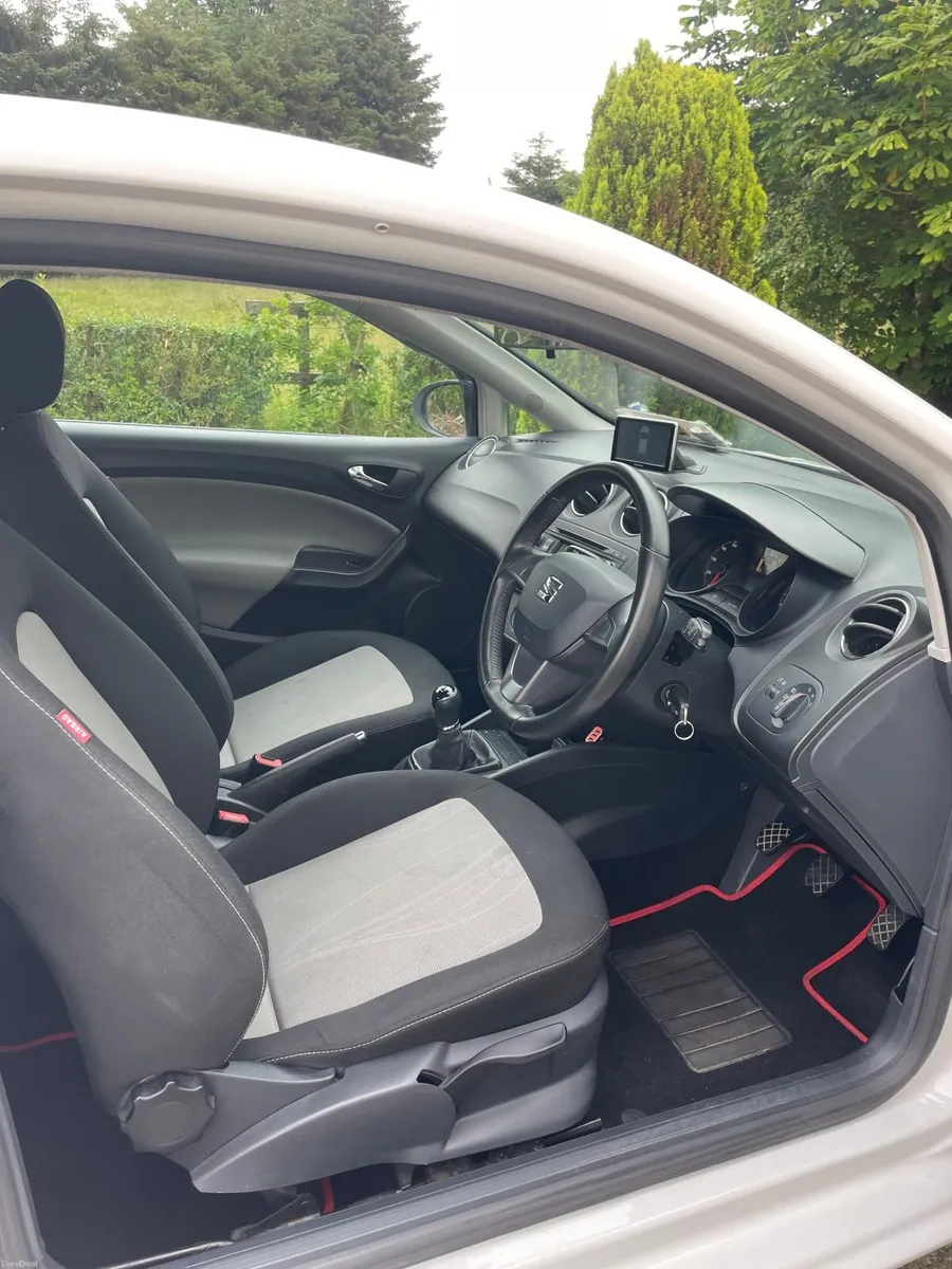 SEAT Ibiza 2015 - Image 4