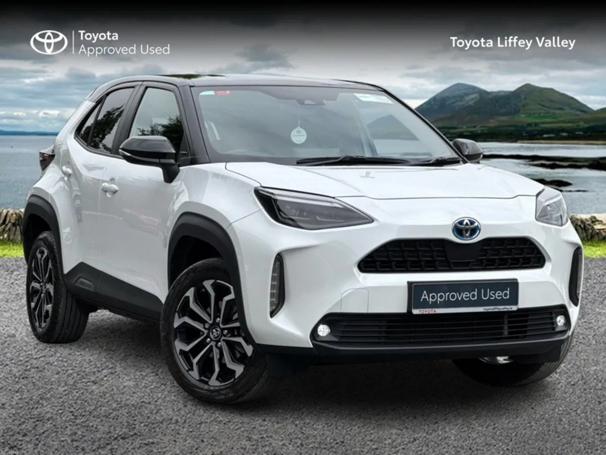 Toyota Yaris Cross YARIS CROSS LUNA SPORT - Image 1