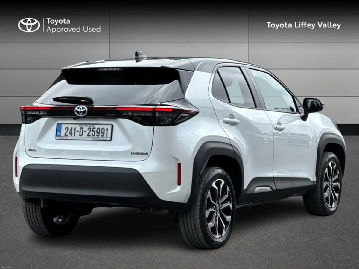 Toyota Yaris Cross YARIS CROSS LUNA SPORT - Image 2