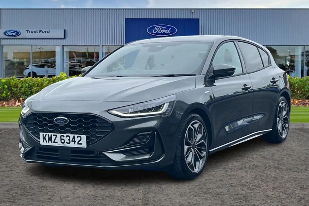 Ford Focus 1.0 EcoBoost Hybrid mHEV 155 ST-Line X - Image 5