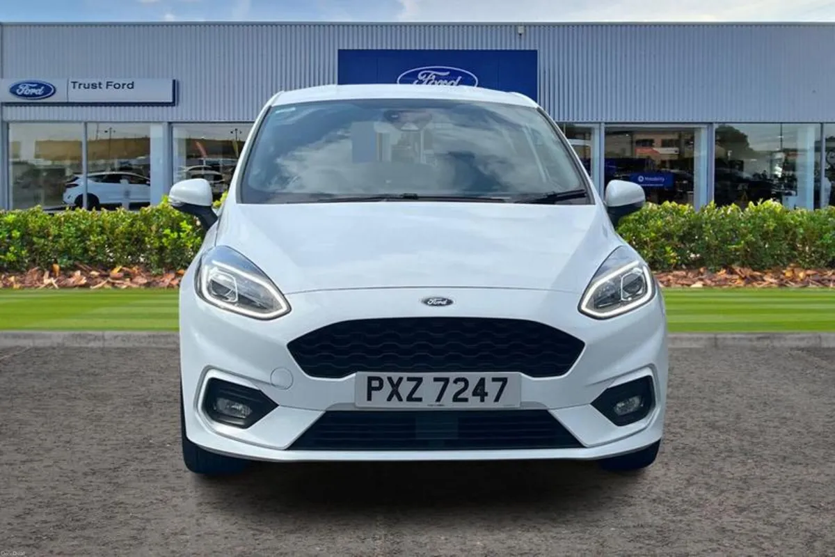 Ford Fiesta 1.0 EcoBoost Hybrid mHEV 125 ST-Line E - Image 6