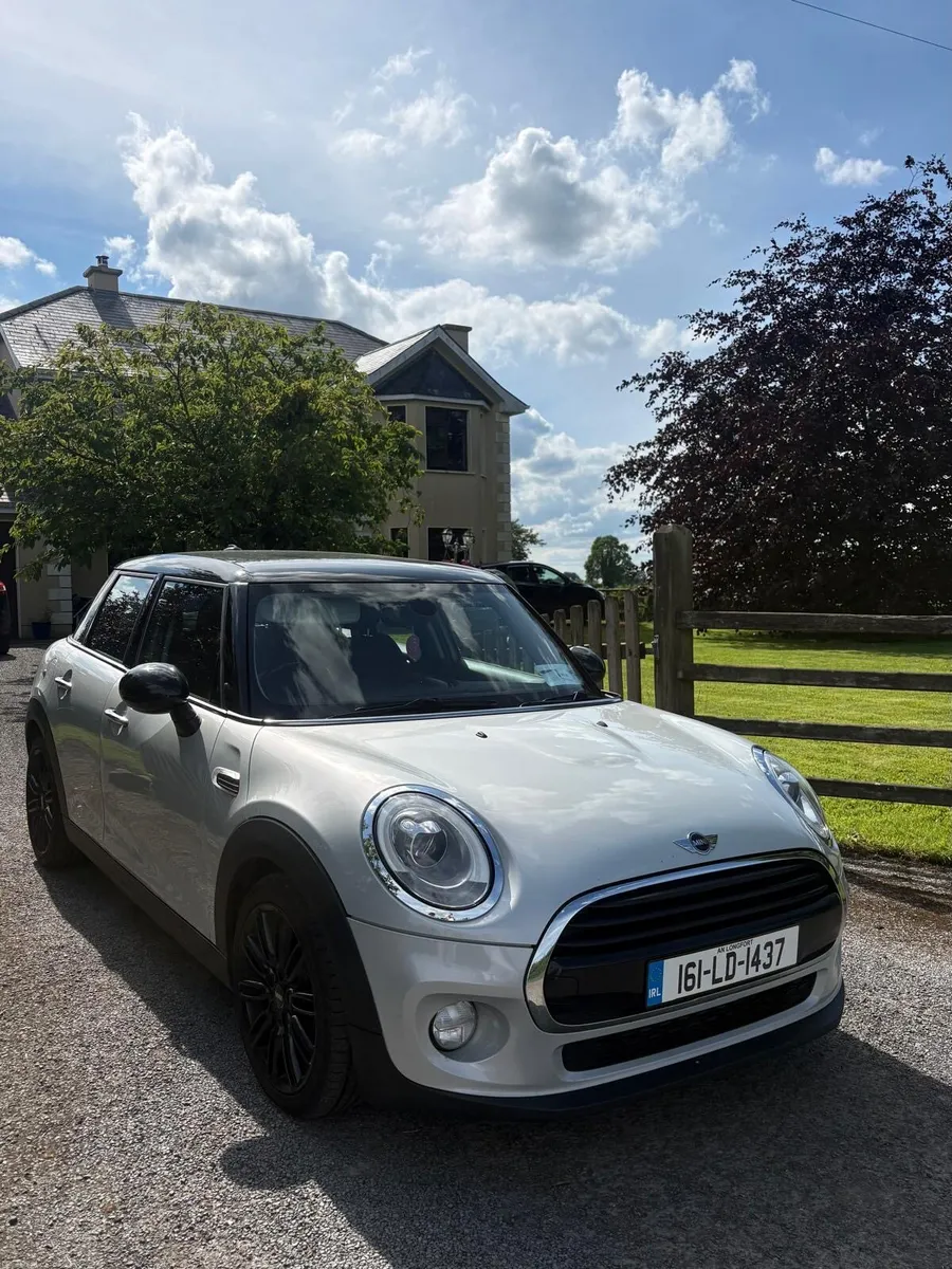 161 Mini Cooper - Image 2