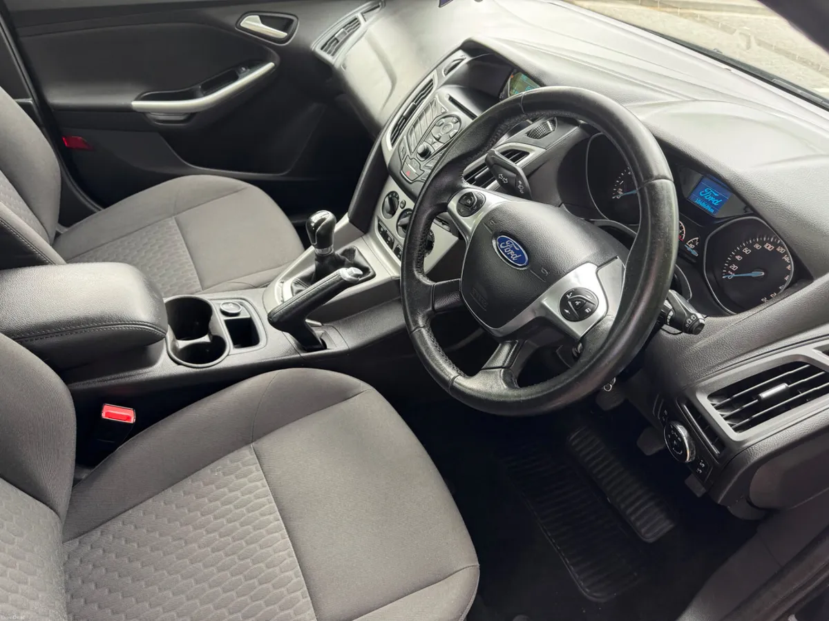 Ford Focus low mileage NCT 10/27 - Image 5