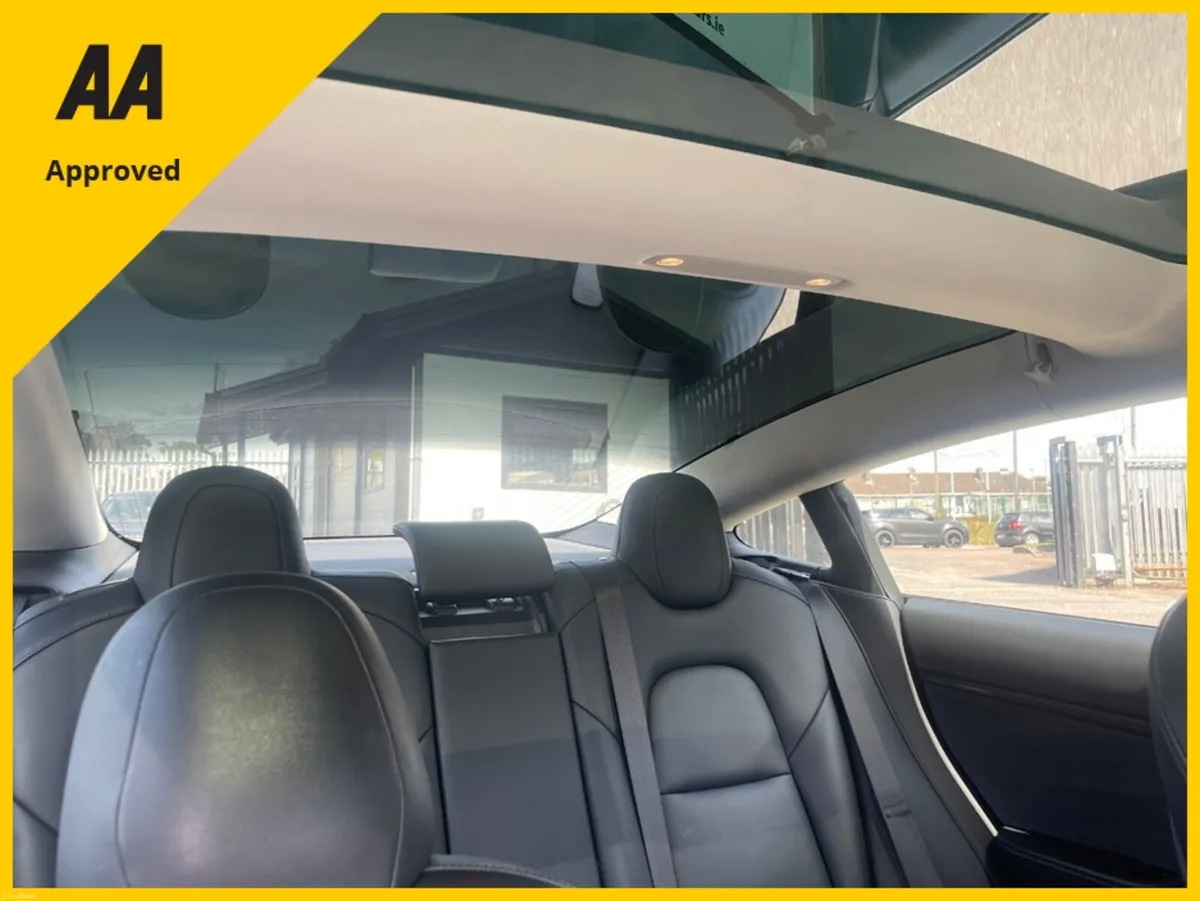 Tesla Model 3 STANDARD PLUS FREE DELIVERY - Image 3