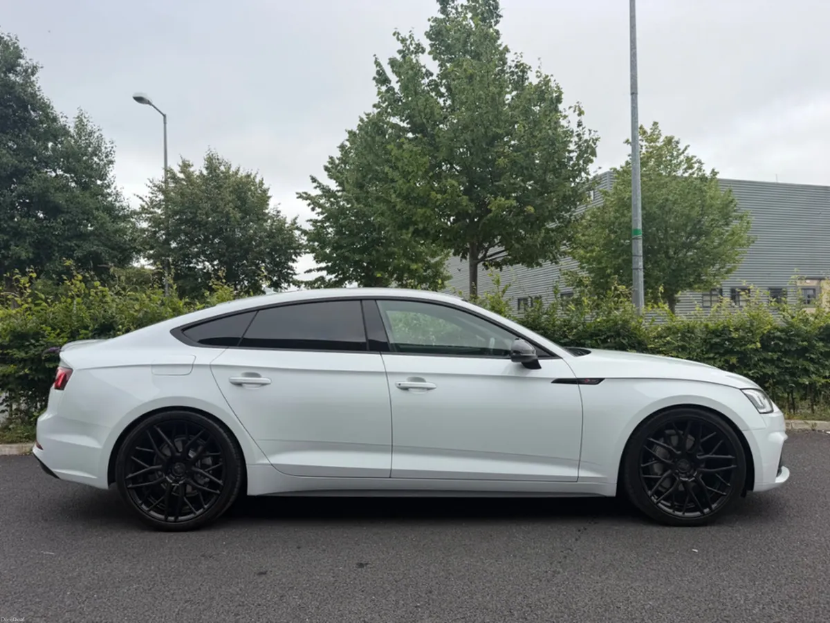 Audi A5 2.0 TDI  SLINE AUTO BLACK EDITION - Image 6