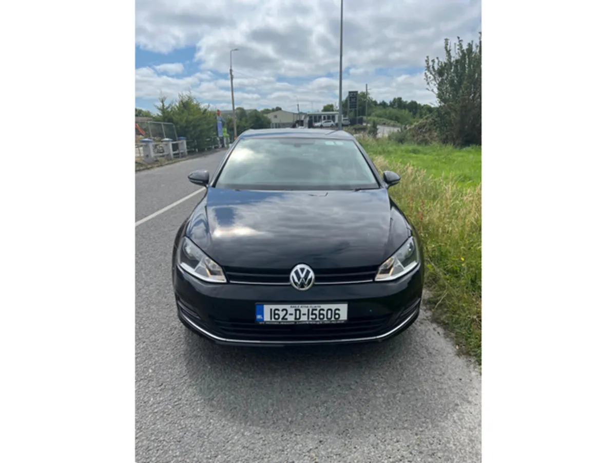 Volkswagen Golf HIGHLINE 1.2 TSI MANUAL 6SPEED FWD - Image 2