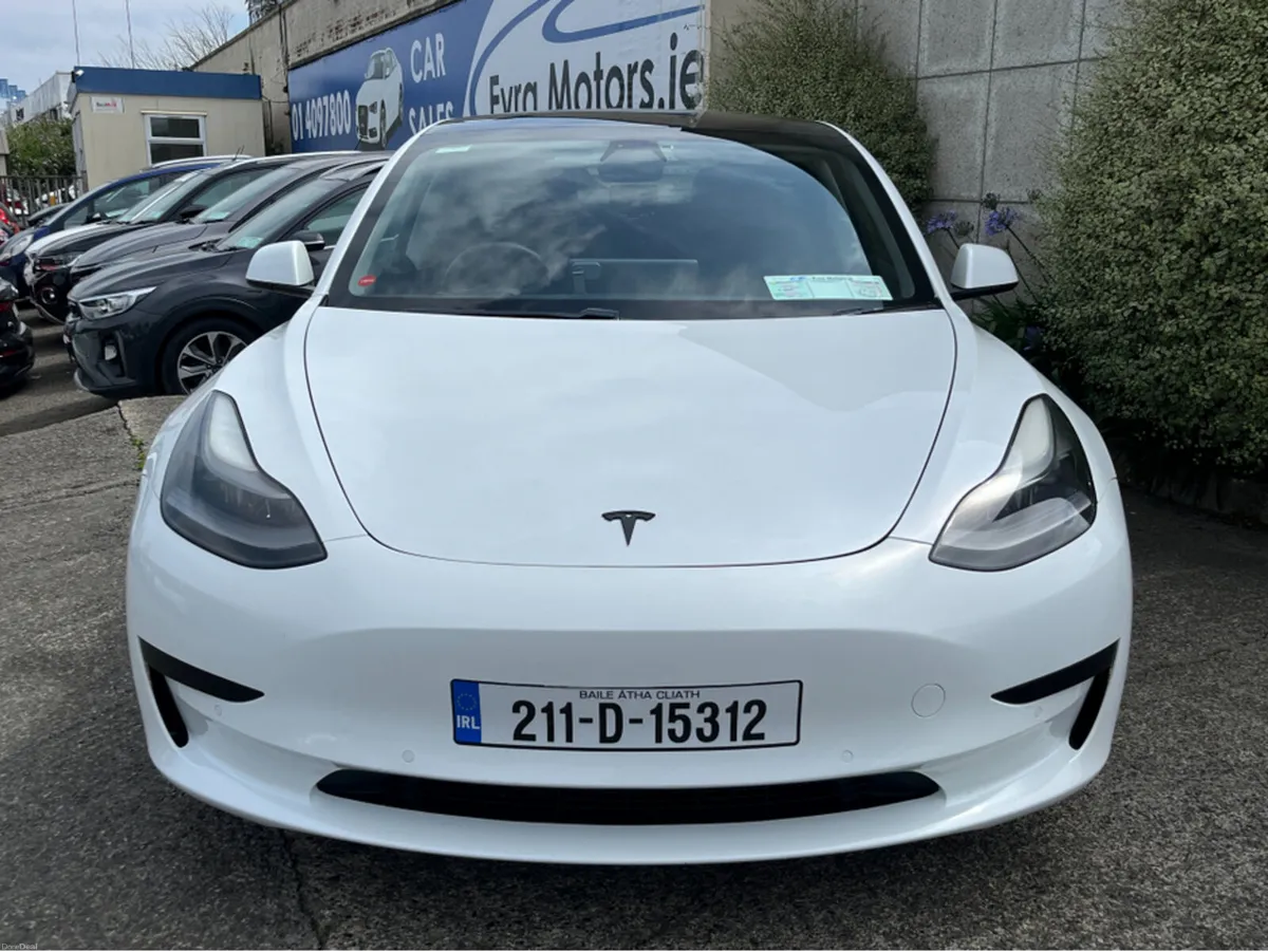 Tesla Model 3 SR RWD EV //FULL LEATHER HEATED ELEC - Image 2