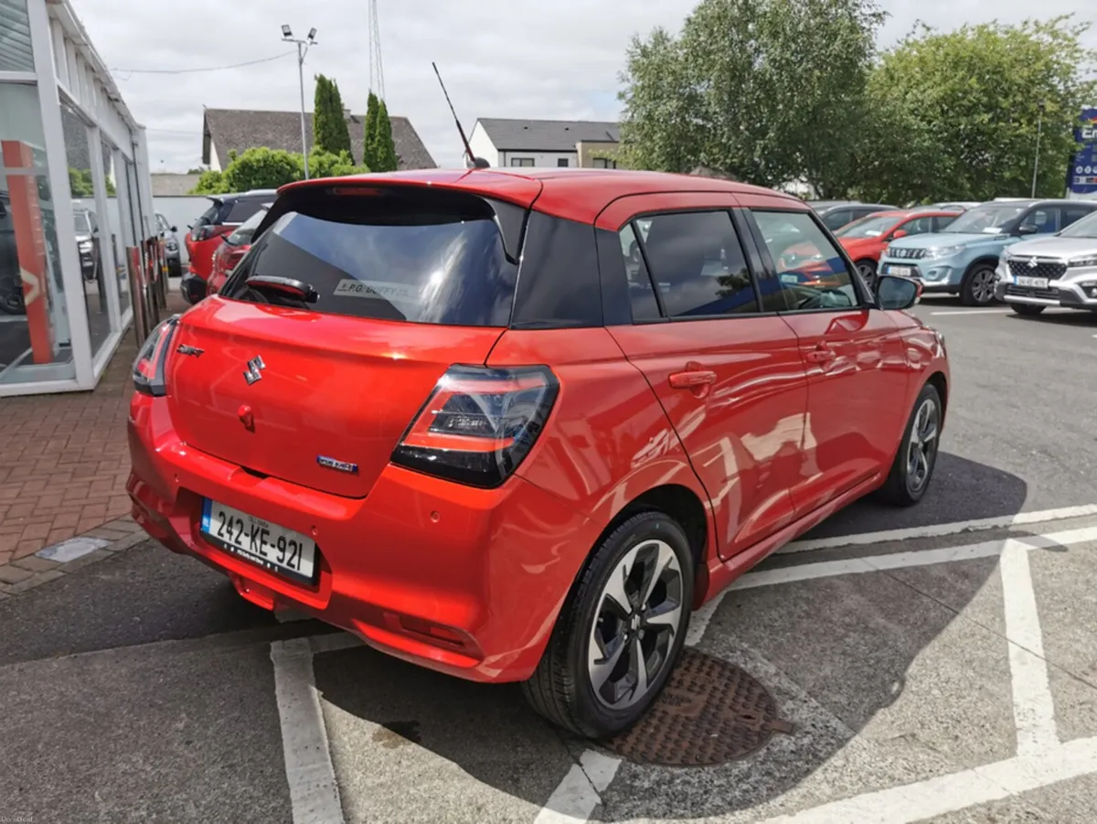 Suzuki Swift 1.2 HYBRID ULTRA 5DR (10YR warranty a - Image 6