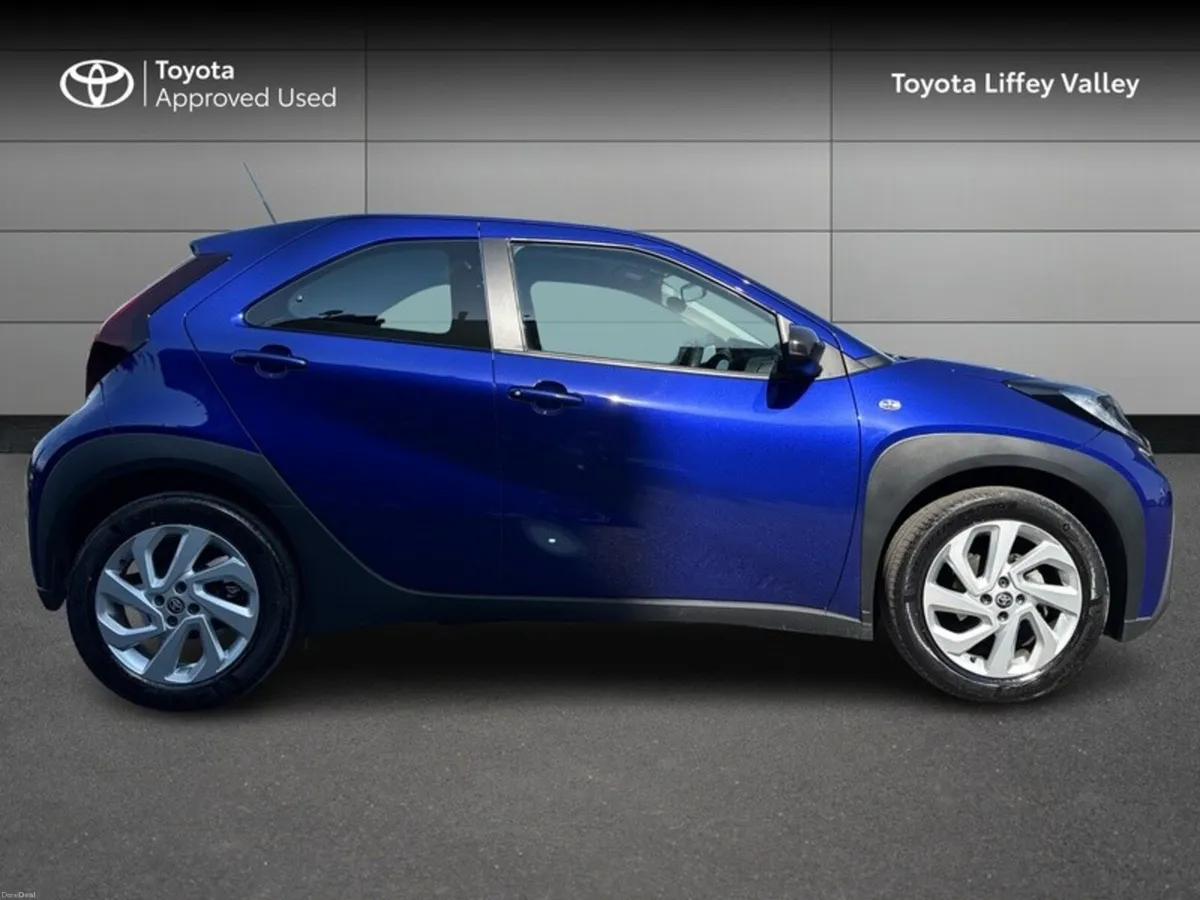 Toyota Aygo X AYGO-X 1.0 PULSE - Image 3