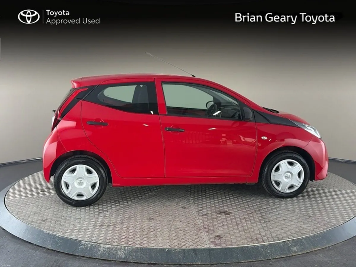 Toyota Aygo 1.0 VVT-I X 5DR - Image 3