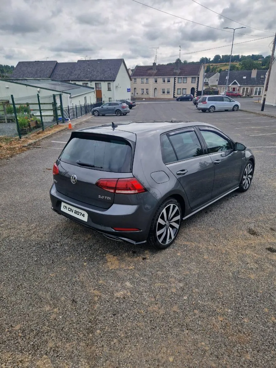 VOLKSWAGAN GOLF R LINE 2.0 TDI - Image 5