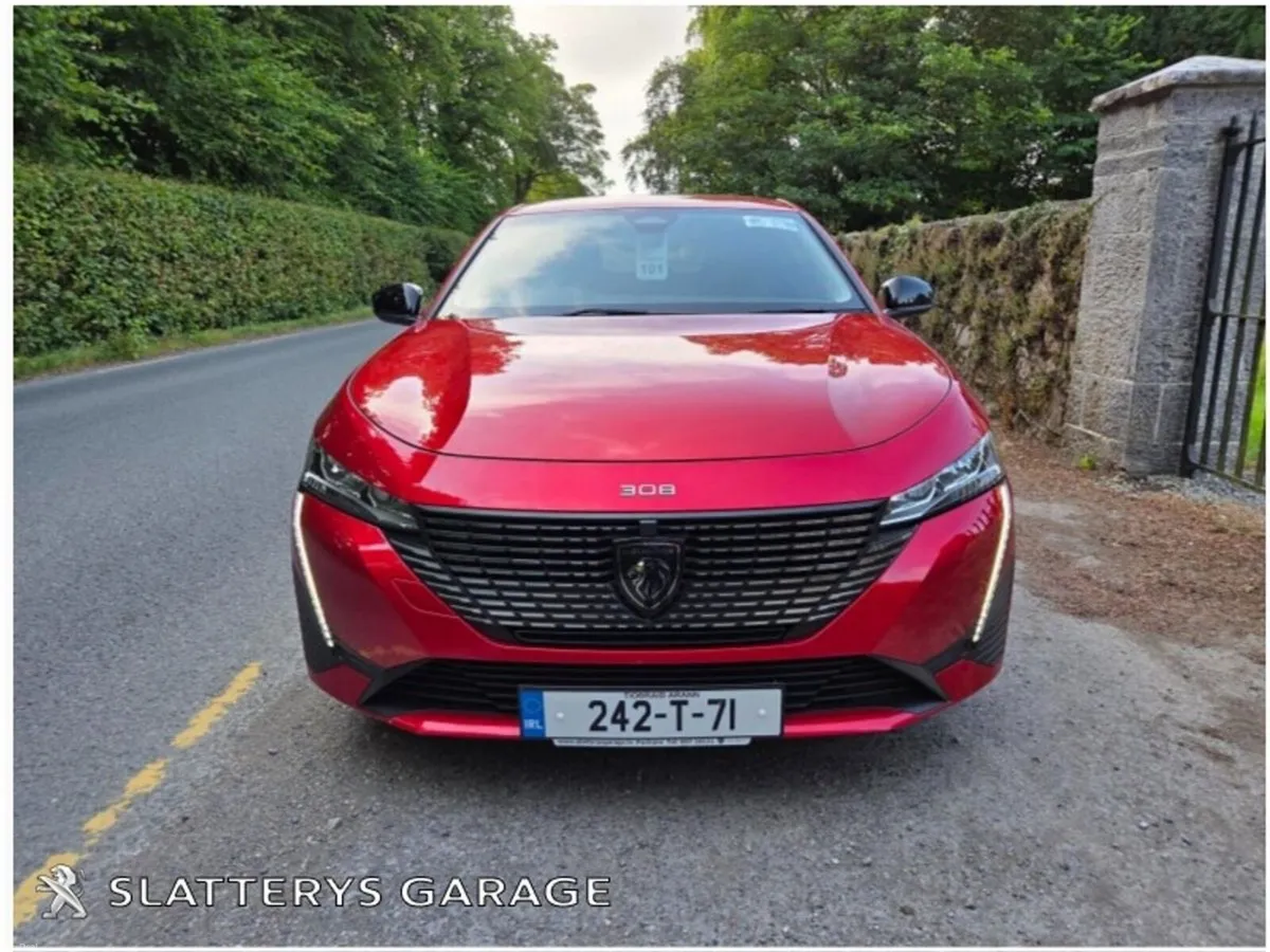 Peugeot 308 1.5 BlueHDi 130bhp Allure Auto - Image 2