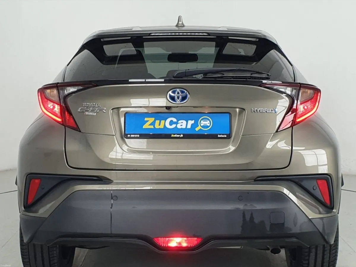 Toyota C-HR 1.8 HYBRID SPORT - Image 4