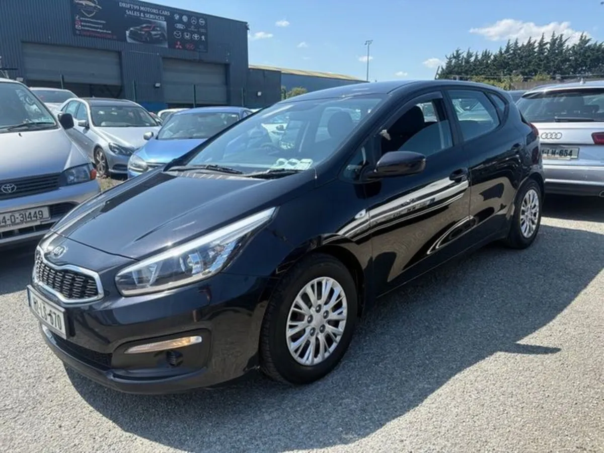 2016 Kia Ceed 1.6L Diesel New NCT 08/2028 Low Mile - Image 3