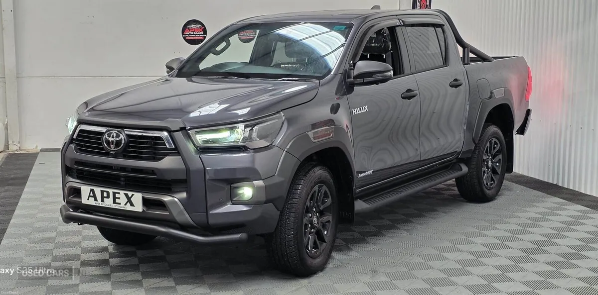 Toyota Hilux DIESEL - Image 2