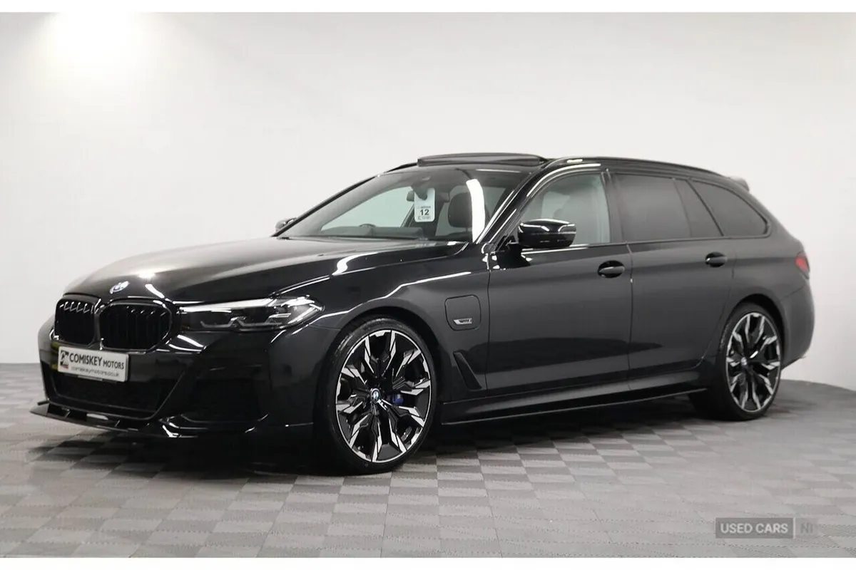 BMW 5-Series 530e M Sport - Image 4