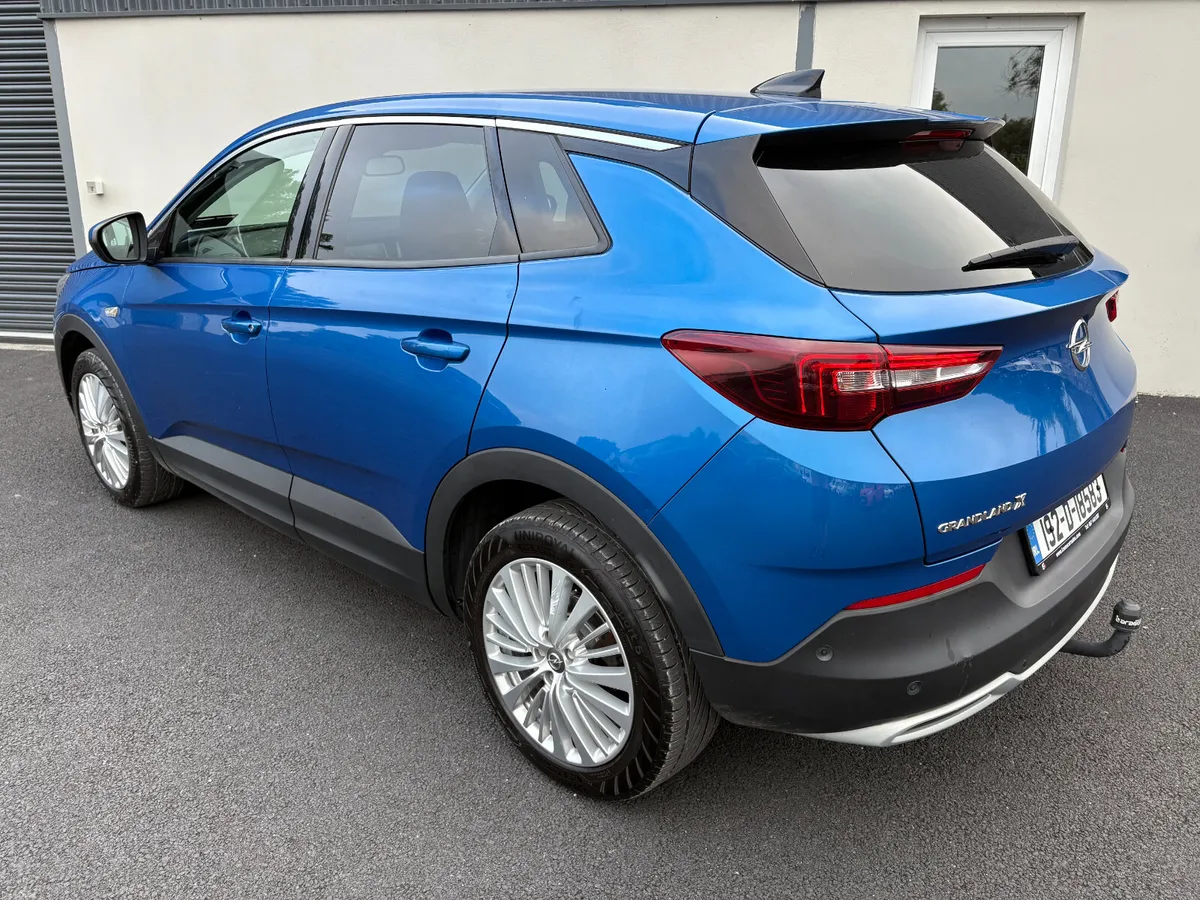 192 Opel Grandland X SRI 1.5 TD - Low Kms - Image 3