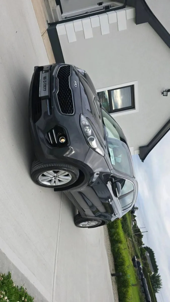 2016 kia sportage **ncted Feb 27** - Image 1