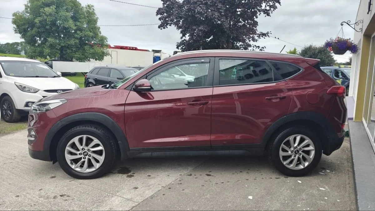 Hyundai Tucson 1.7 D Comfort Plus - Image 4