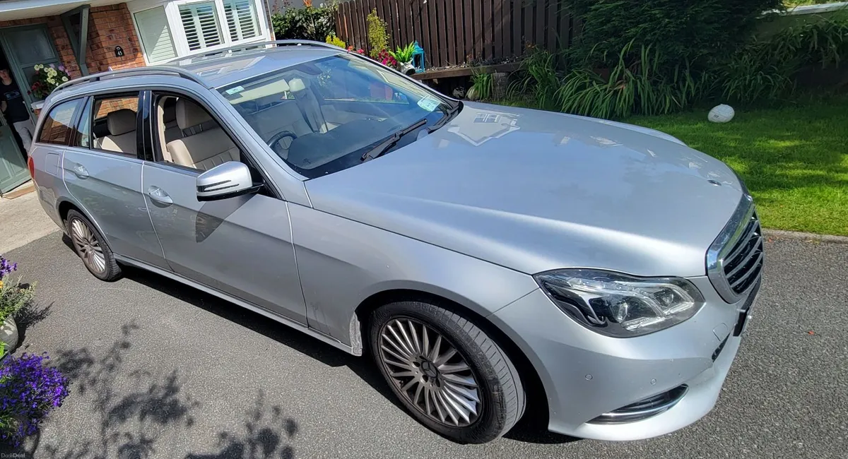 Mercedes-Benz E-Class 2015 - Image 1