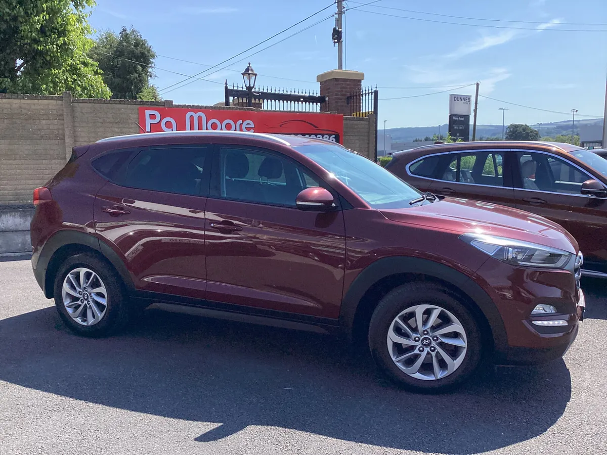 Hyundai Tucson * 1.7 DIESEL - Image 2