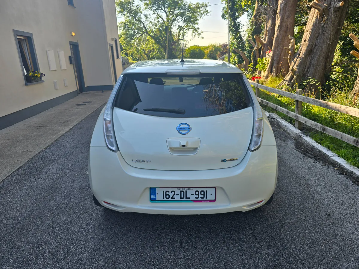 2016 Nissan Leaf  SV Winter pack - Image 3