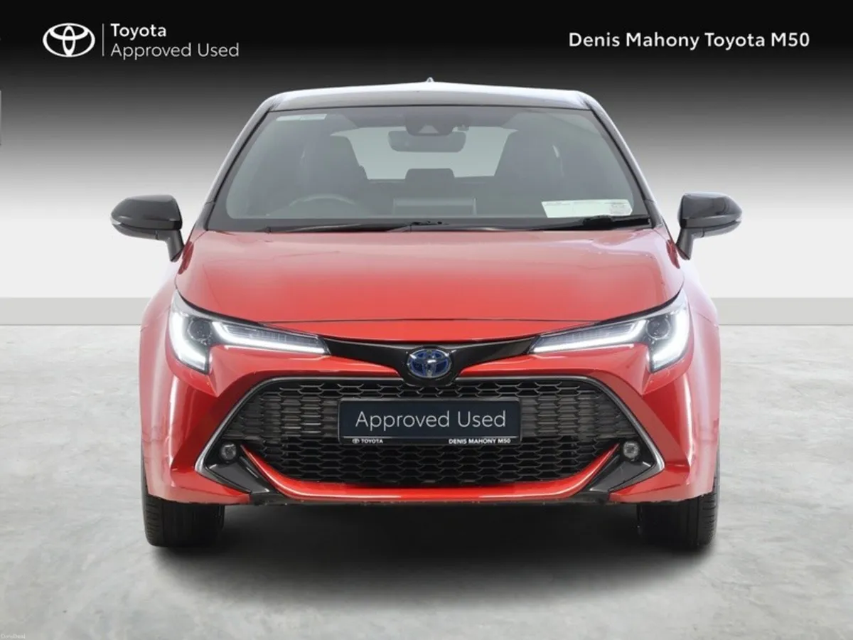 Toyota Corolla Luna Sport Hybrid Hatchback - Image 5