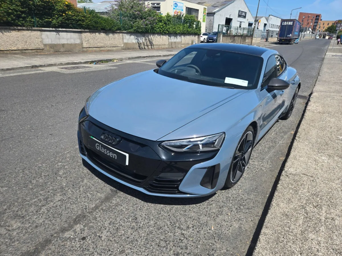 Audi e-tron E-TRON GT CARBON VORSP VORSPRUNG - Image 4