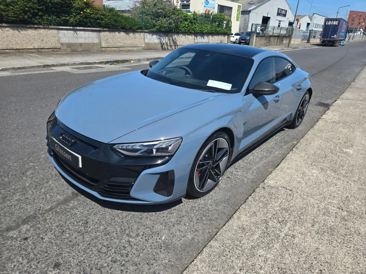 Audi e-tron GT quattro E-TRON GT  RS CARBON VORSP - Image 6