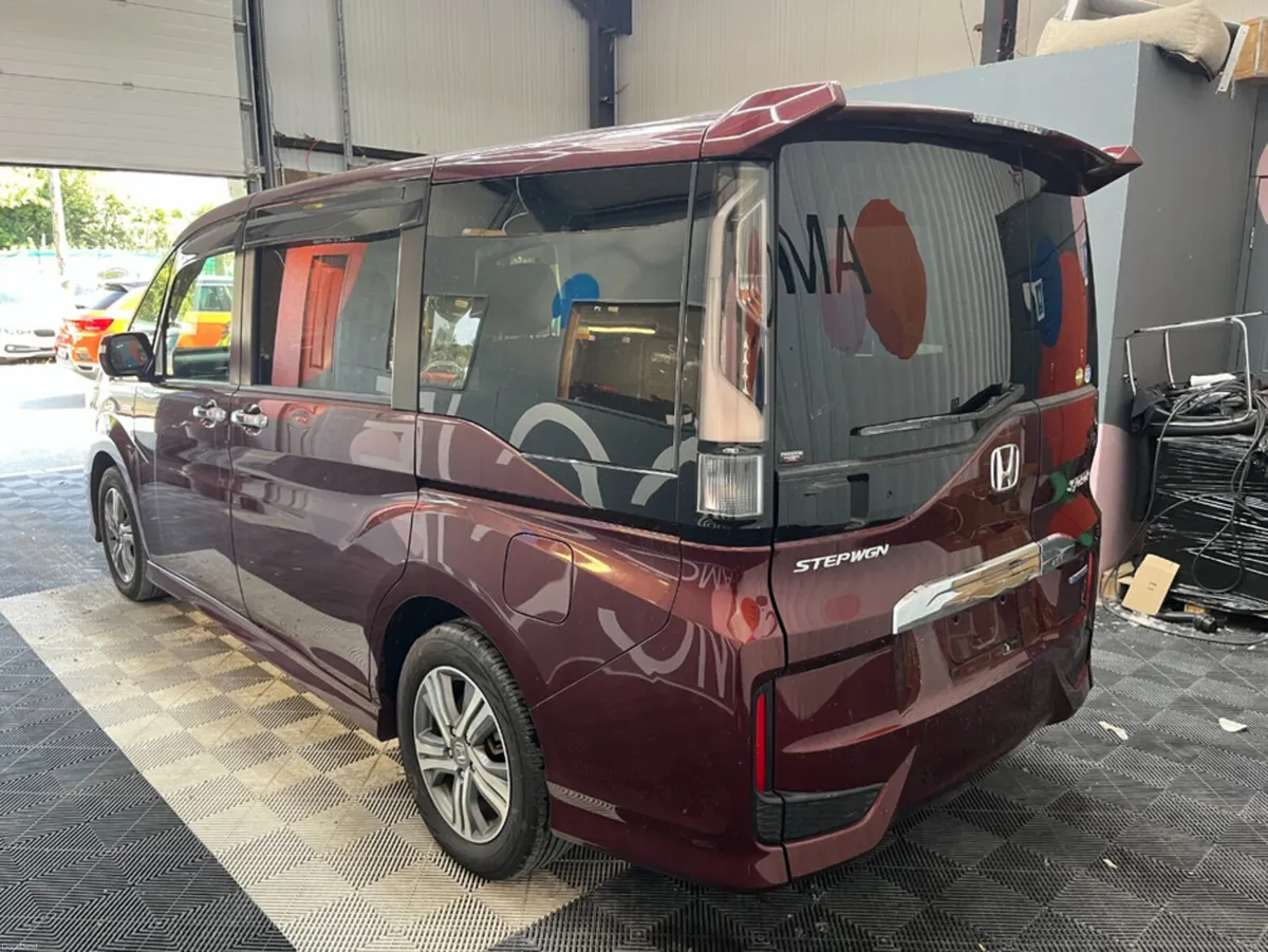 Honda Stepwagon 2019 HONDA STEPWAGONN SPADA HYBRID - Image 4