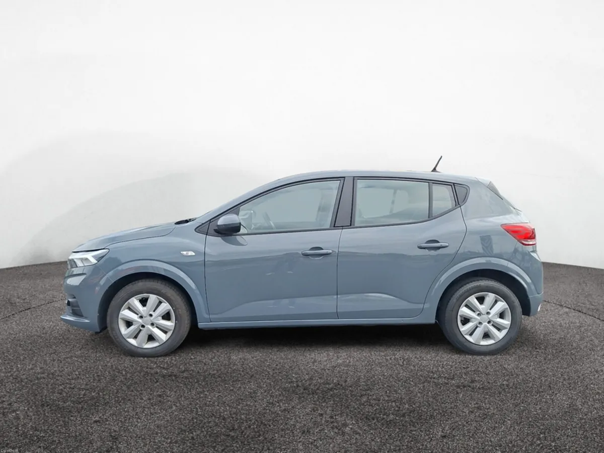 Dacia Sandero EXPRESSION TCE 90 5SPEED NBI 5DR - Image 3