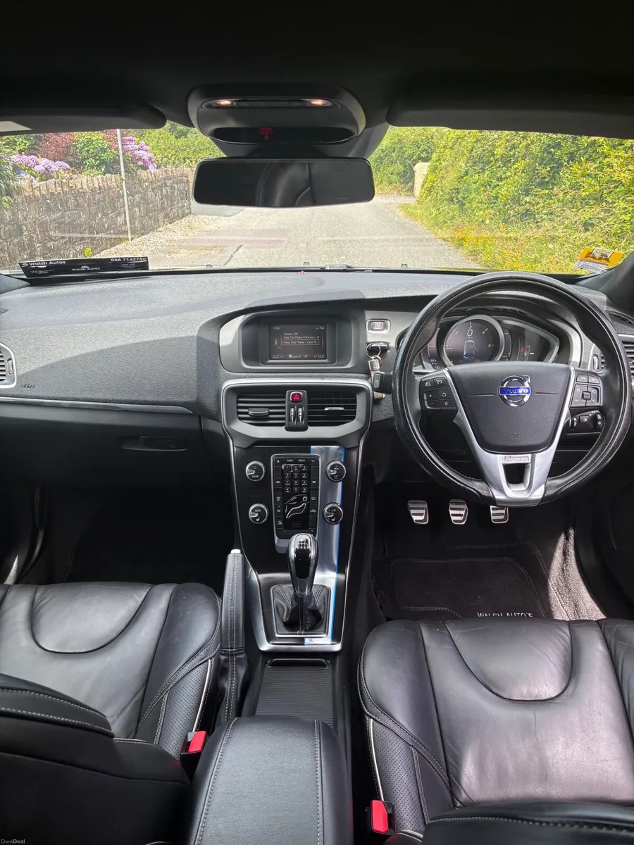 Volvo V40 2015 - Image 5